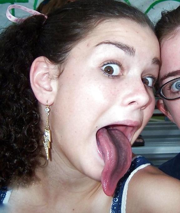 20P Chicks With Freakishly Long Tongues 5