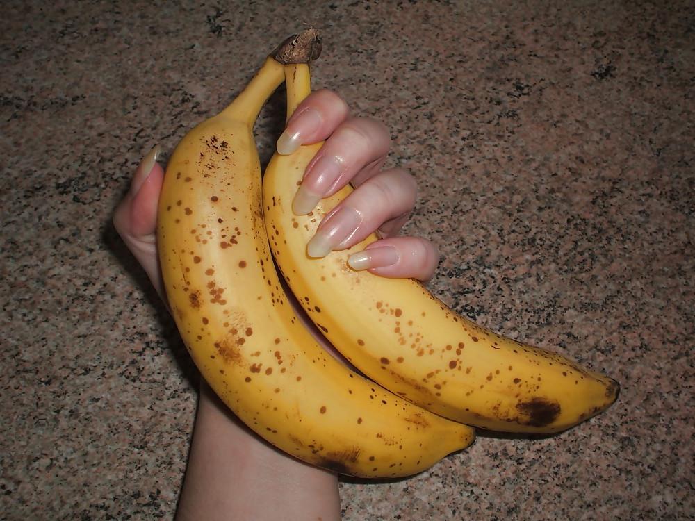 25P Zoccole con unghie lunghe. Long Nails
