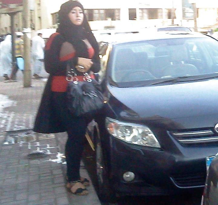 10P Arab hidden voyeur