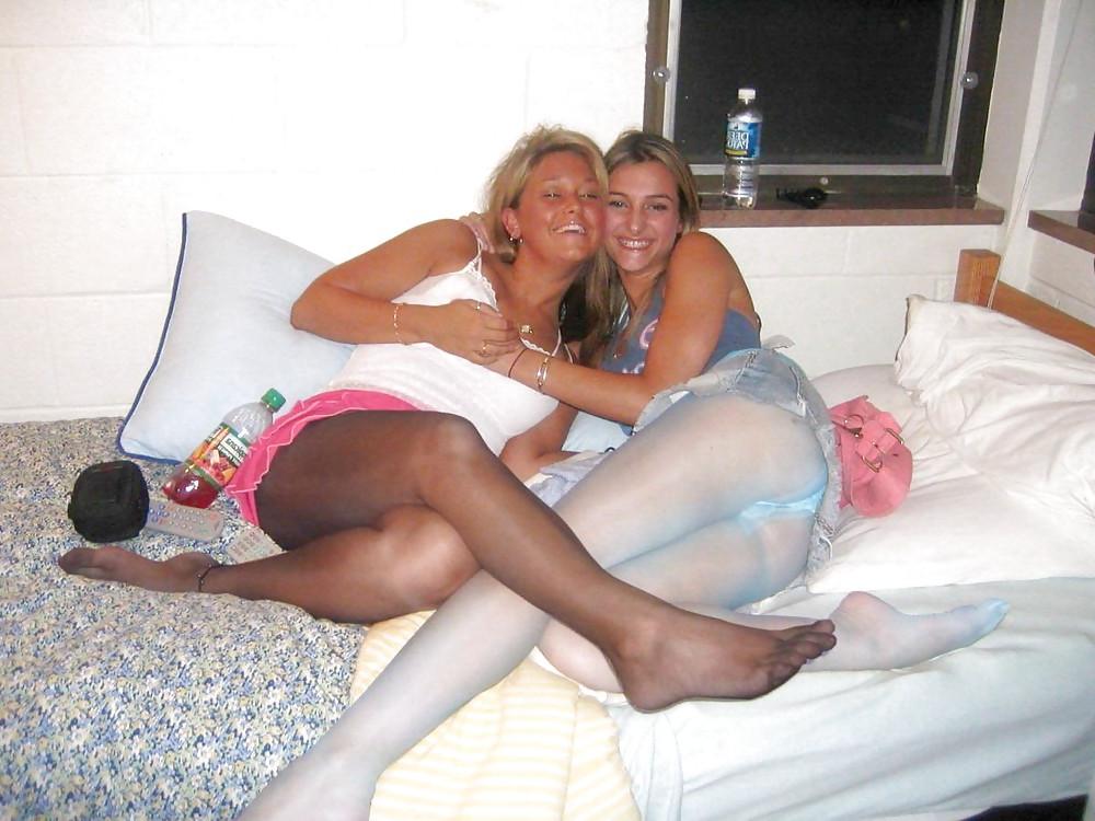 23P Pantyhose 44