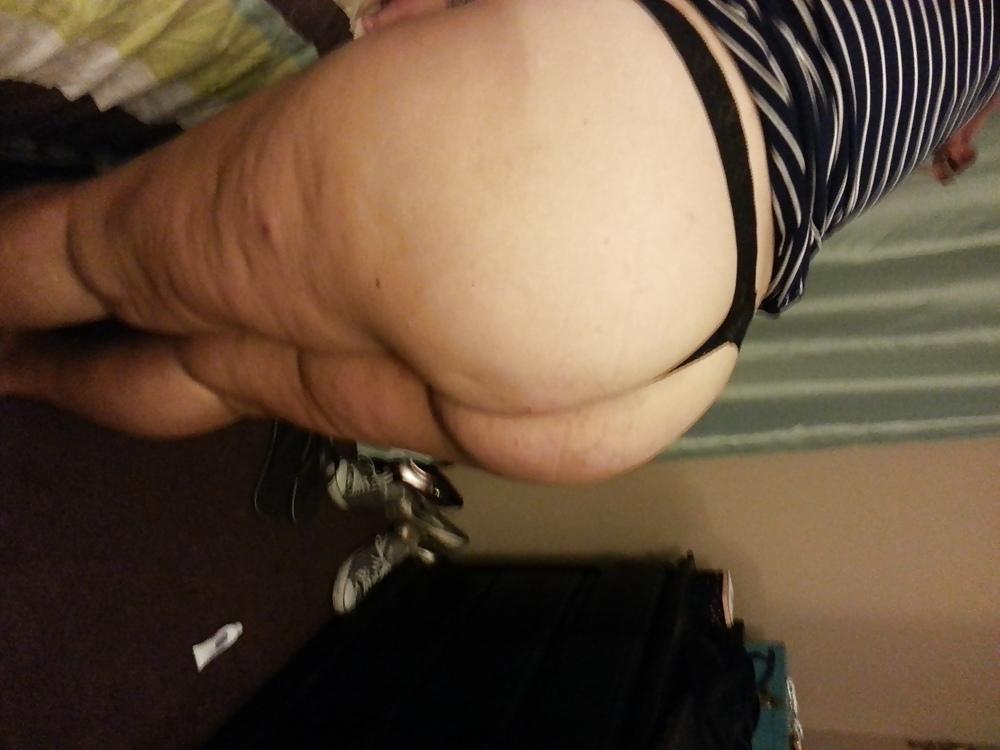 11P Pawg laying around 