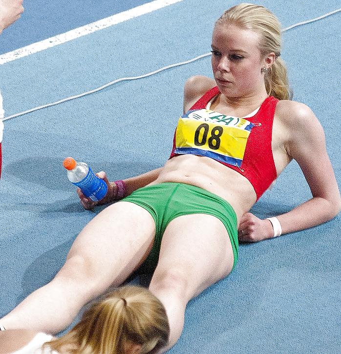 25P Sporty Teen