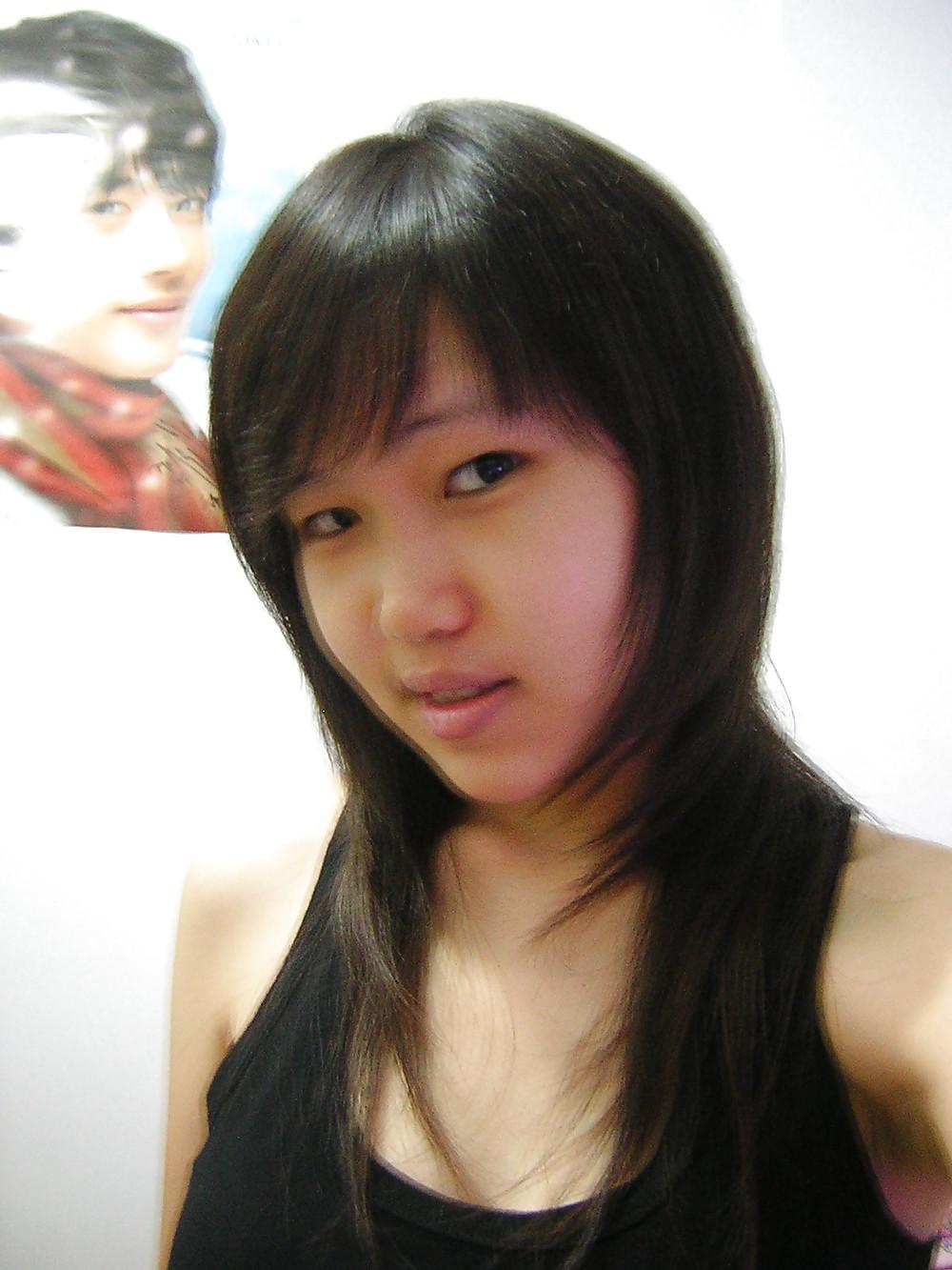 18P Indonesia Girl Panxxx Sxxter Part 2 at Home