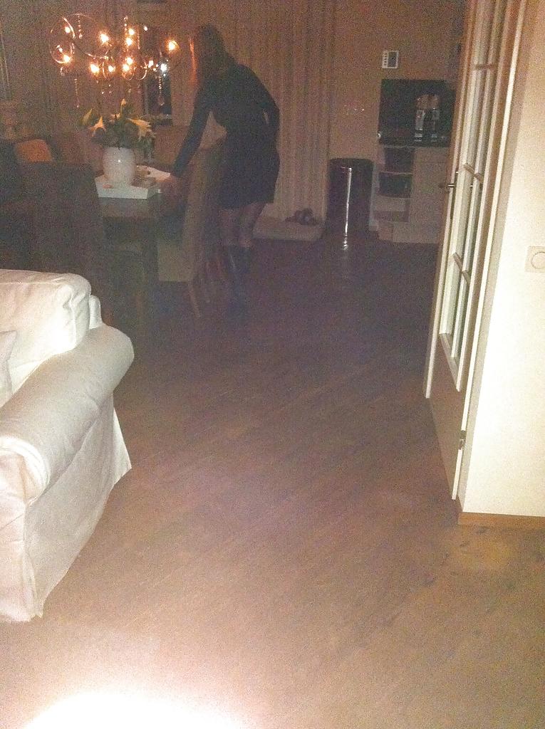 25P His Dutch wife exposed (but does she ........)