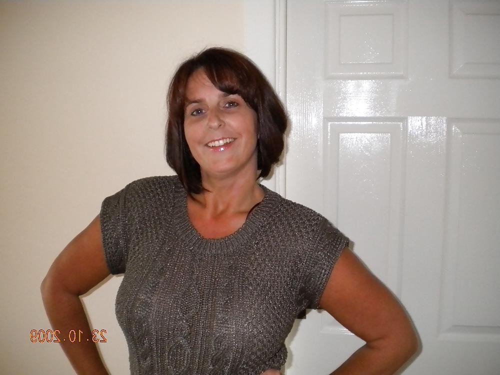 17P Tania posing at home