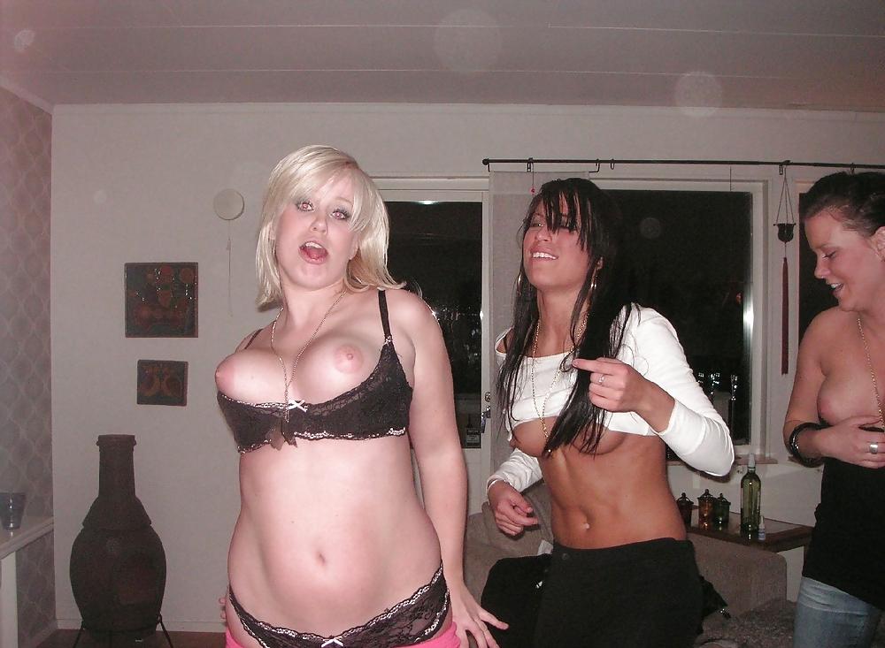 9P Four girls at home posing their lovely boobs