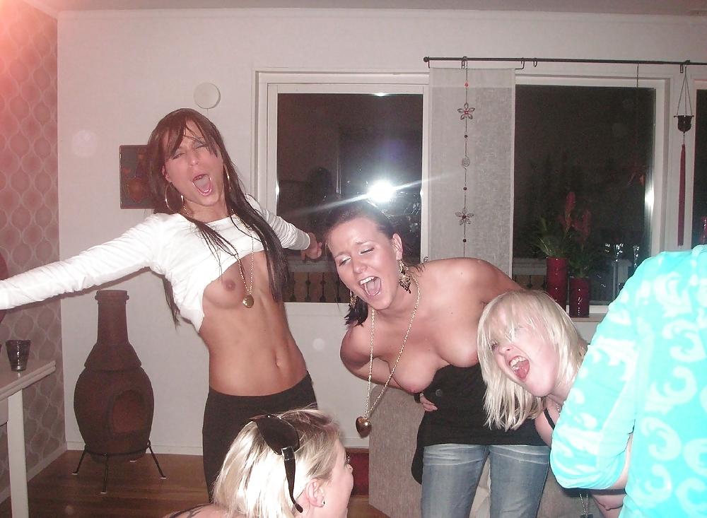 9P Four girls at home posing their lovely boobs