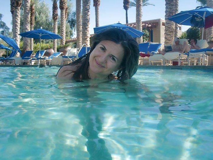 16P Bottomless pool party