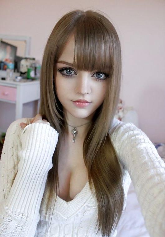 25P Breast Lovers Dream- Melons Covered-Non Porn