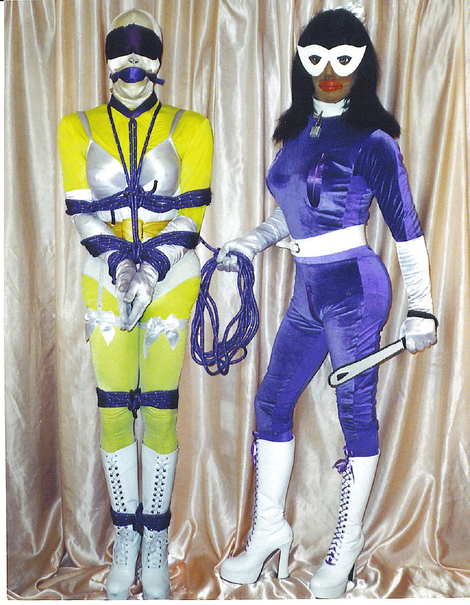 25P Satin Bondage & Discipline