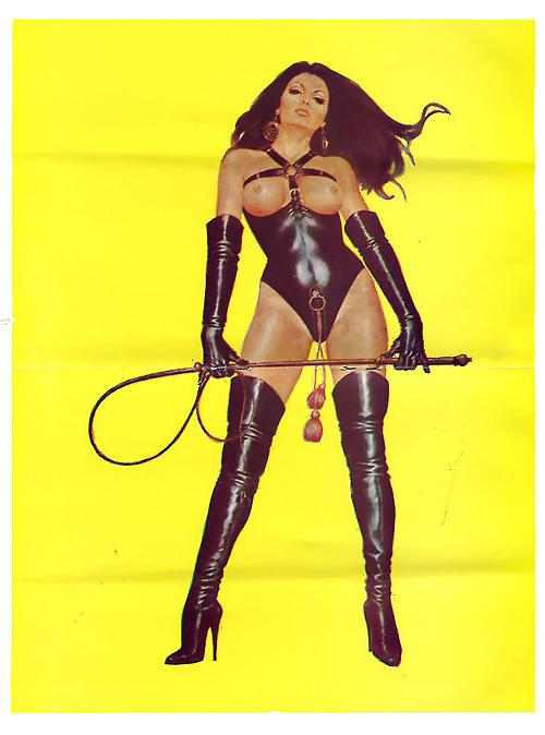 25P KINKY  19
