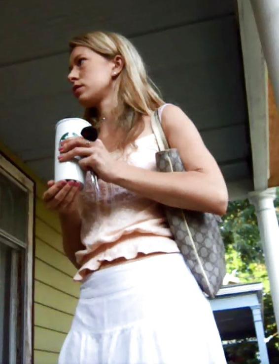 4P Russian Upskirt