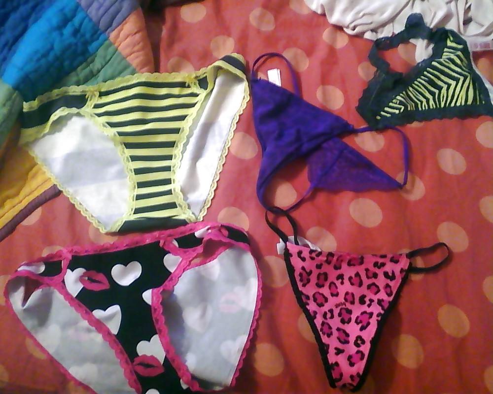 14P Amigas ensenando calzones Friend showing panties #10
