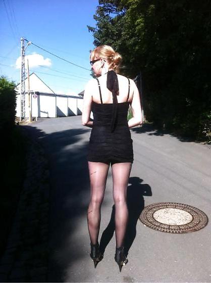 19P Teens in Pantyhose