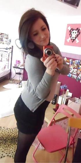 19P Teens in Pantyhose