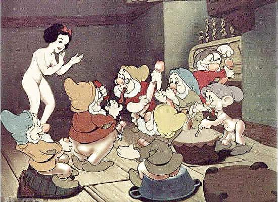19P Snow White and the Seven Dwarfs
