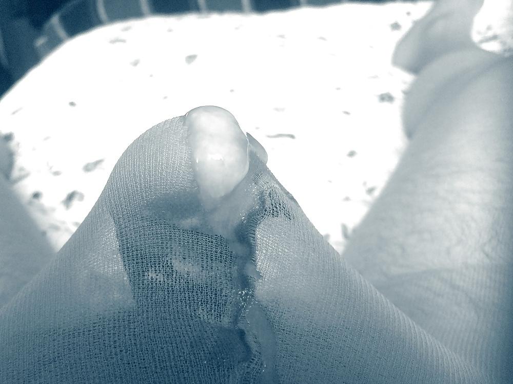 7P Pantyhose Cock Cum