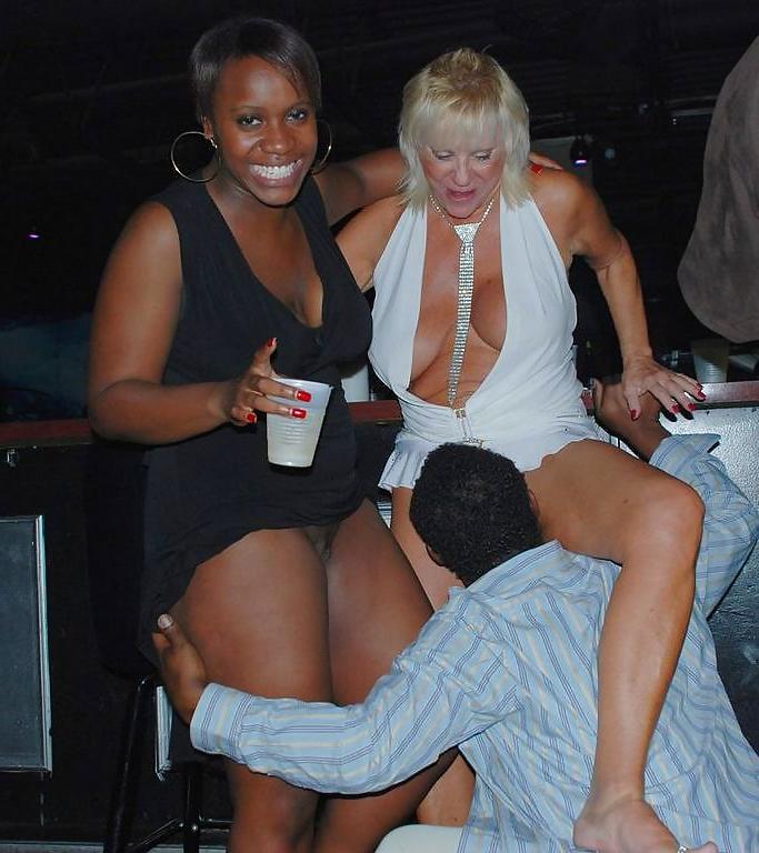 25P Black party