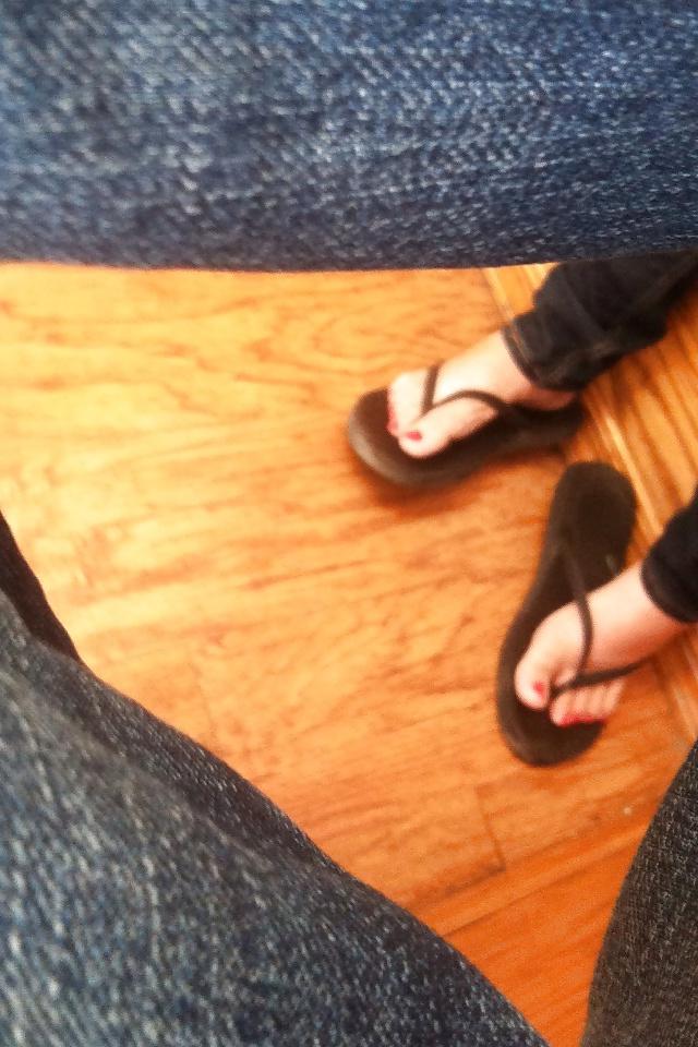 13P Candid Feet Pics