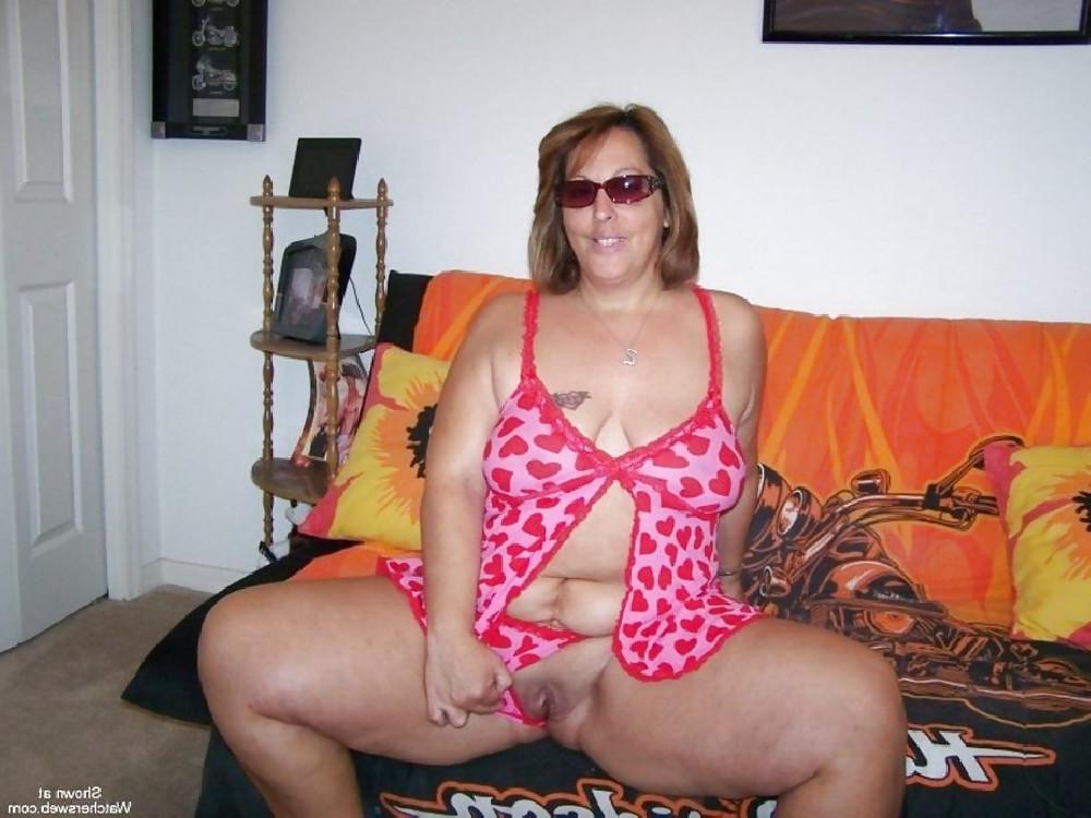 15P Between the fat thighs 6