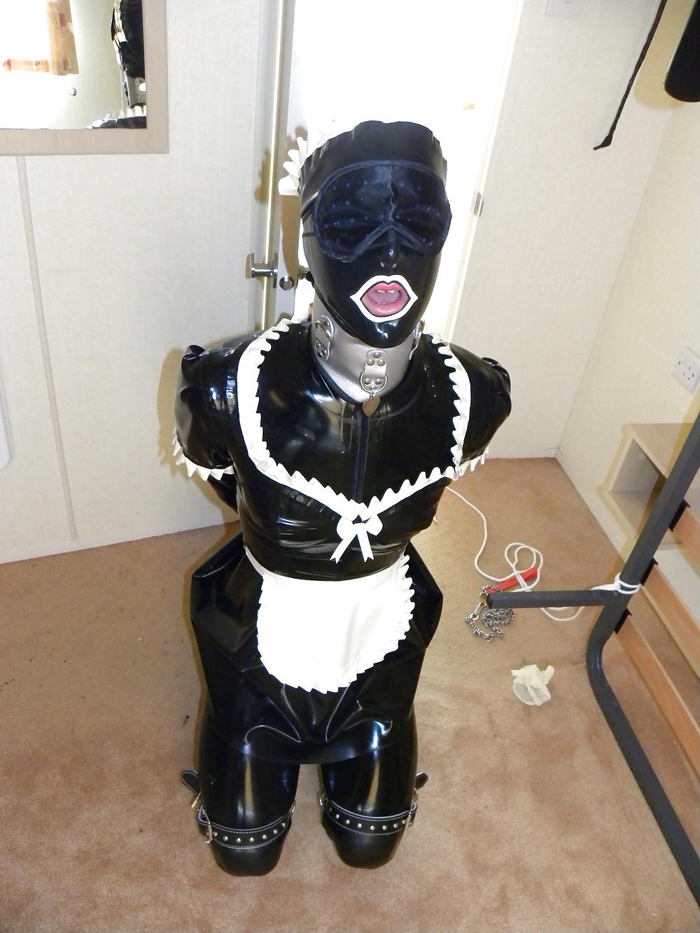 16P Latex Fun with Rubbermaid