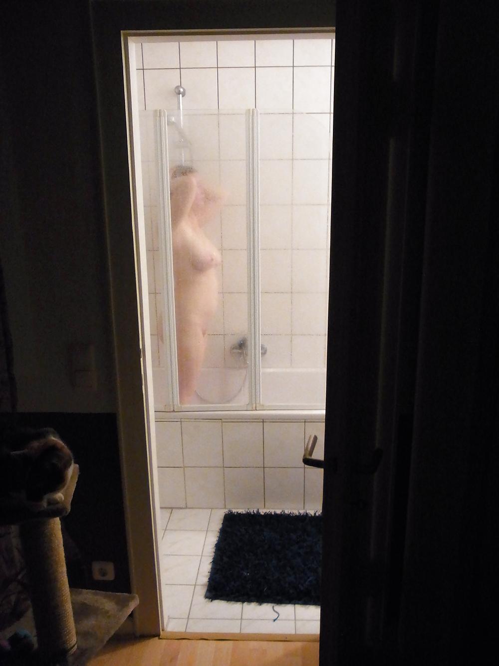 25P Chubby redhead Part14 saggy tit fatty under the shower