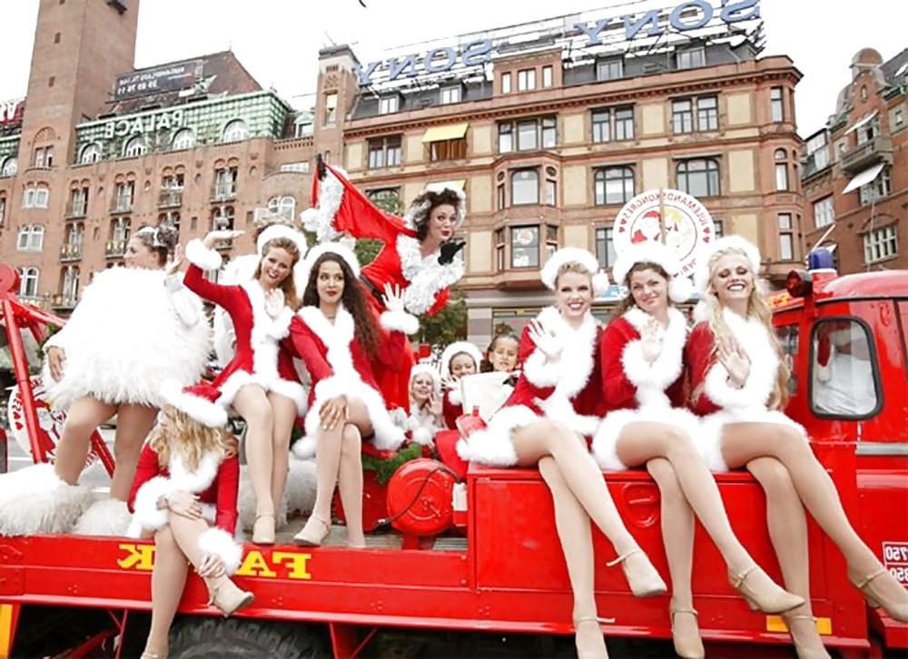 25P Xmas Pantyhose 2012