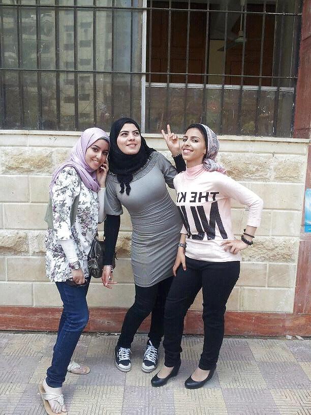 25P Arab...Hijab