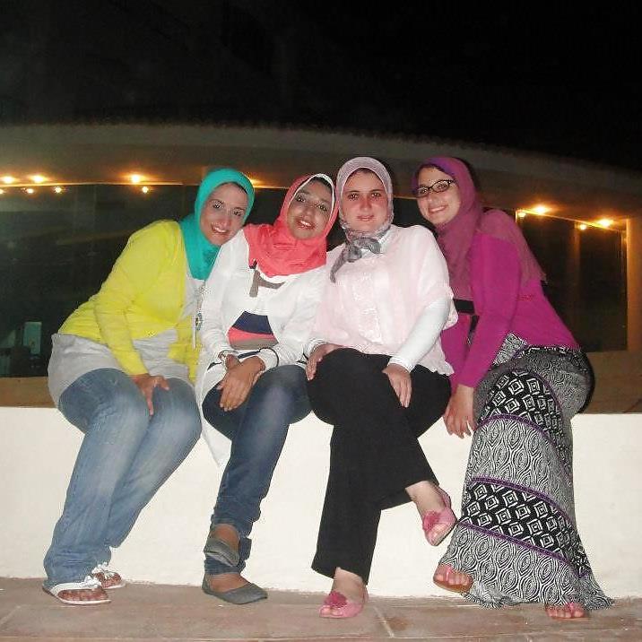 25P Arab...Hijab