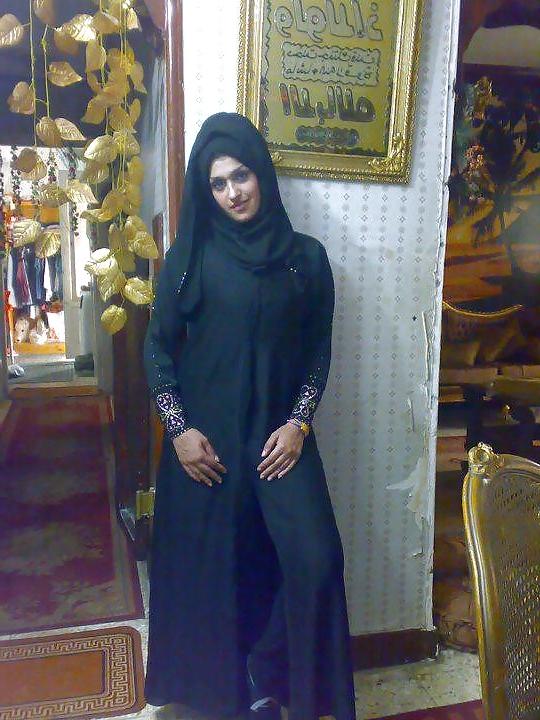 25P Arab...Hijab