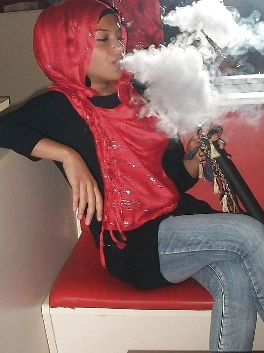 25P Arab...Hijab