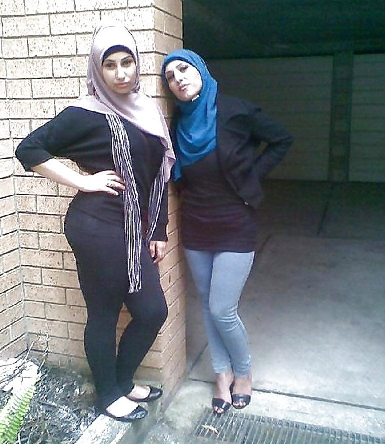 25P Arab...Hijab