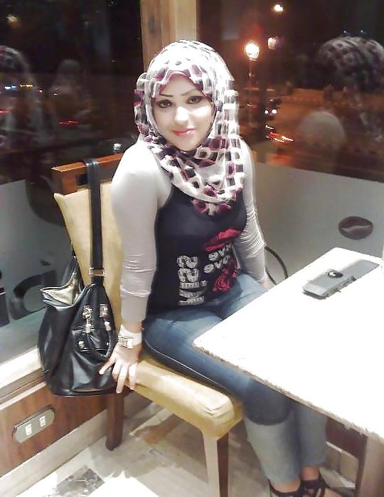 25P Arab...Hijab