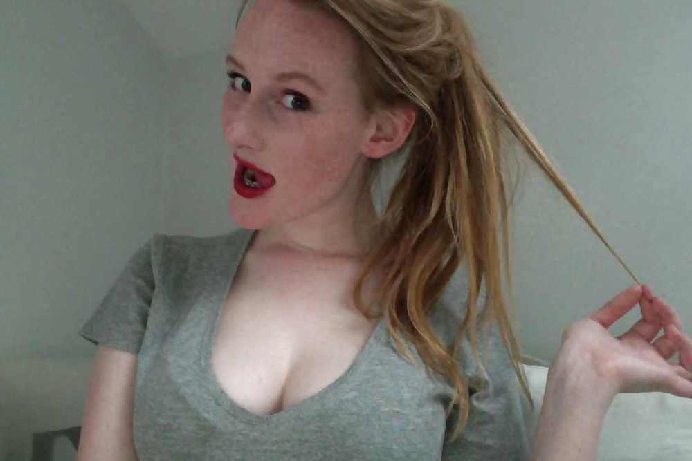 17P BRITISH ASSHOLE SLUT