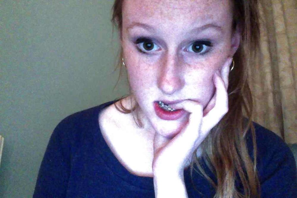 17P BRITISH ASSHOLE SLUT