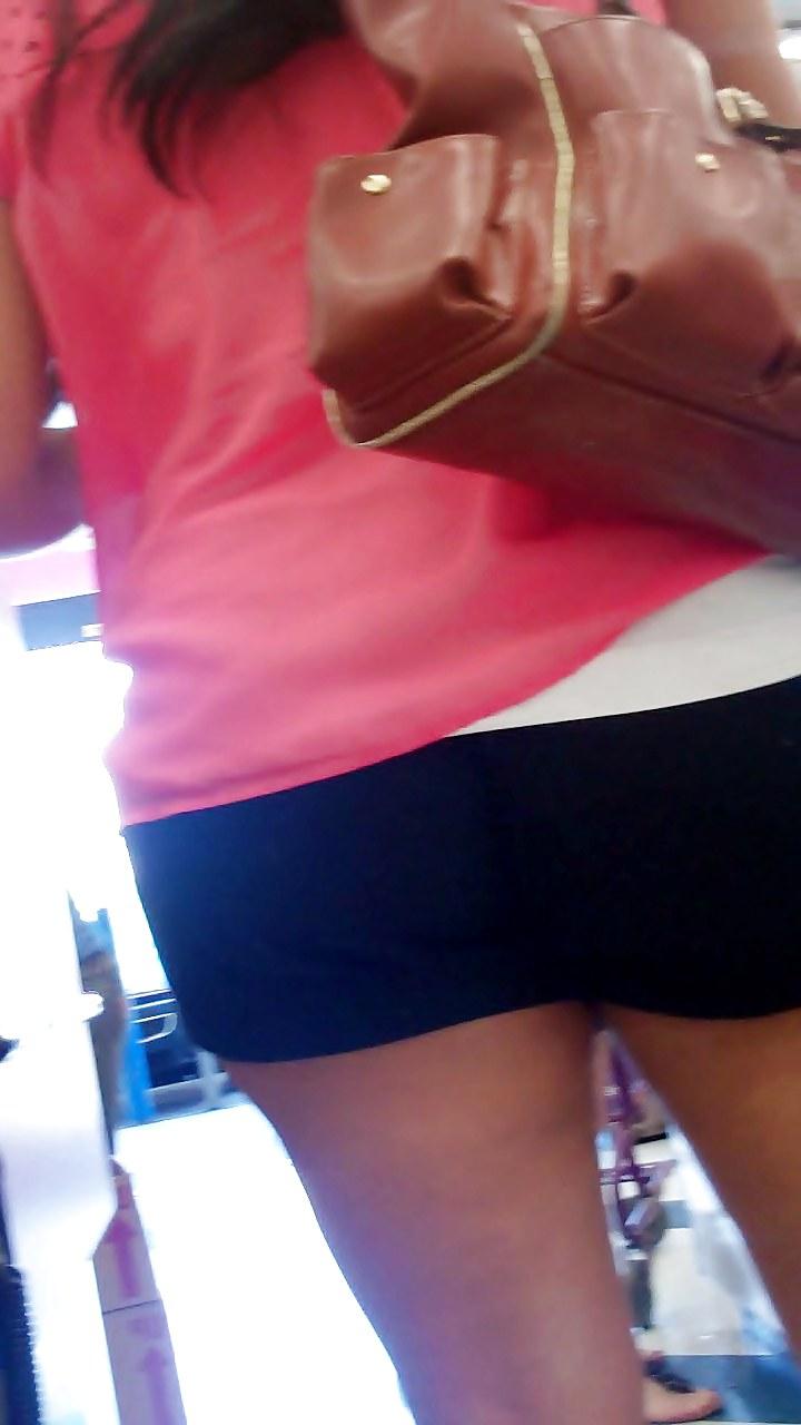 5P Nice Latina Ass