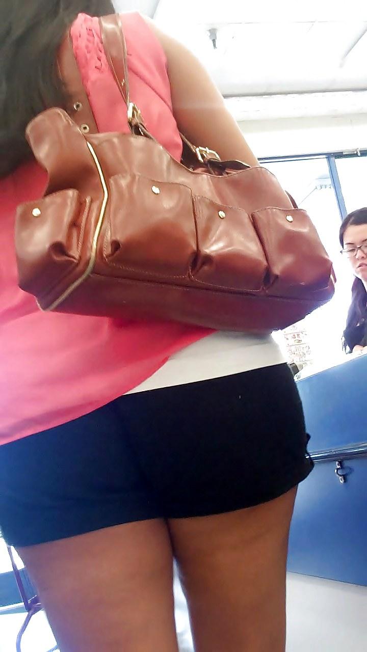 5P Nice Latina Ass