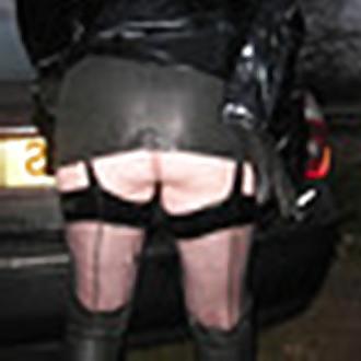9P Fetish dogging