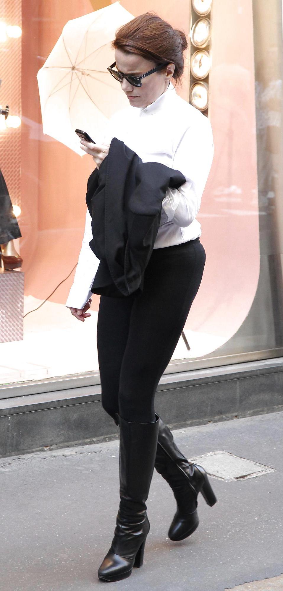 10P Yorkville, Downtown Toronto Canada - Leggings