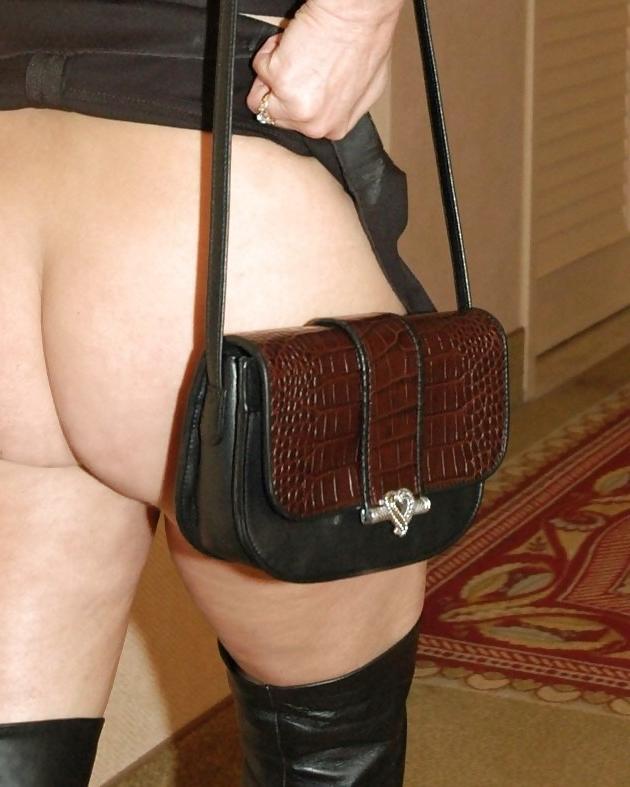 25P MILFs PRIDE 4S. I Love The City Vol.-001