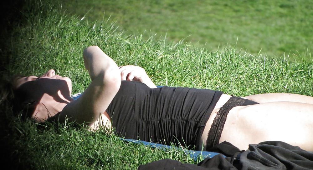 24P Lenceria en el parque