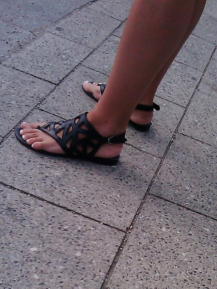 14P Feet of August 2012