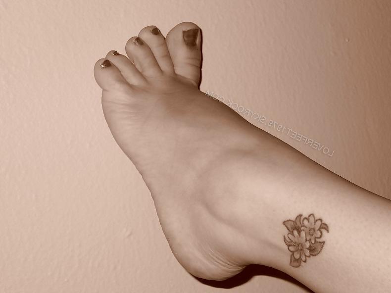 6P Loverfeet1979