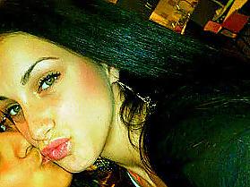25P Hot dutch brunettes 