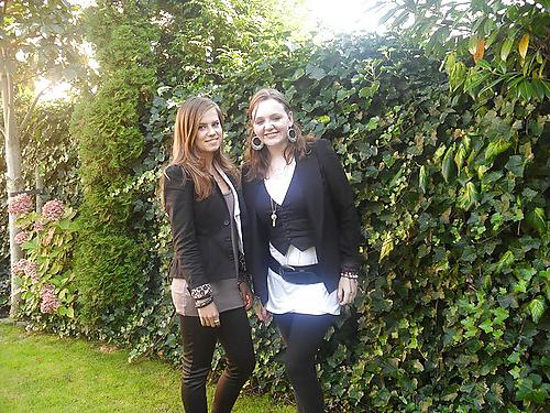 25P Hot dutch brunettes 