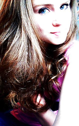 25P Hot dutch brunettes 