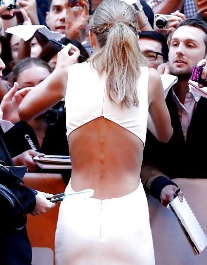25P The Hot Taylor Swift