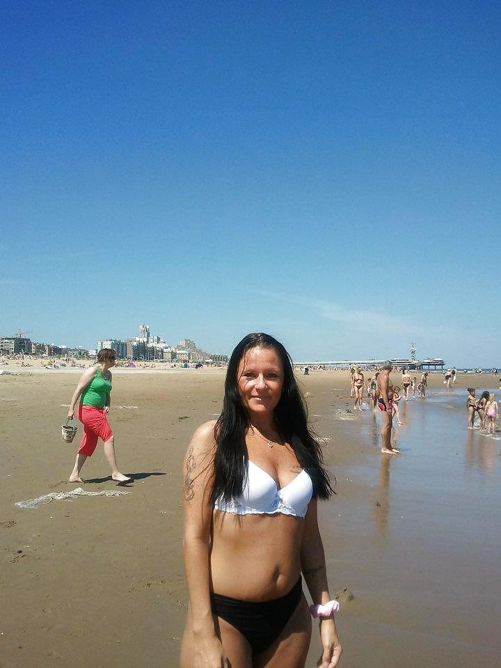 7P Sexy dutch mom and not her mom