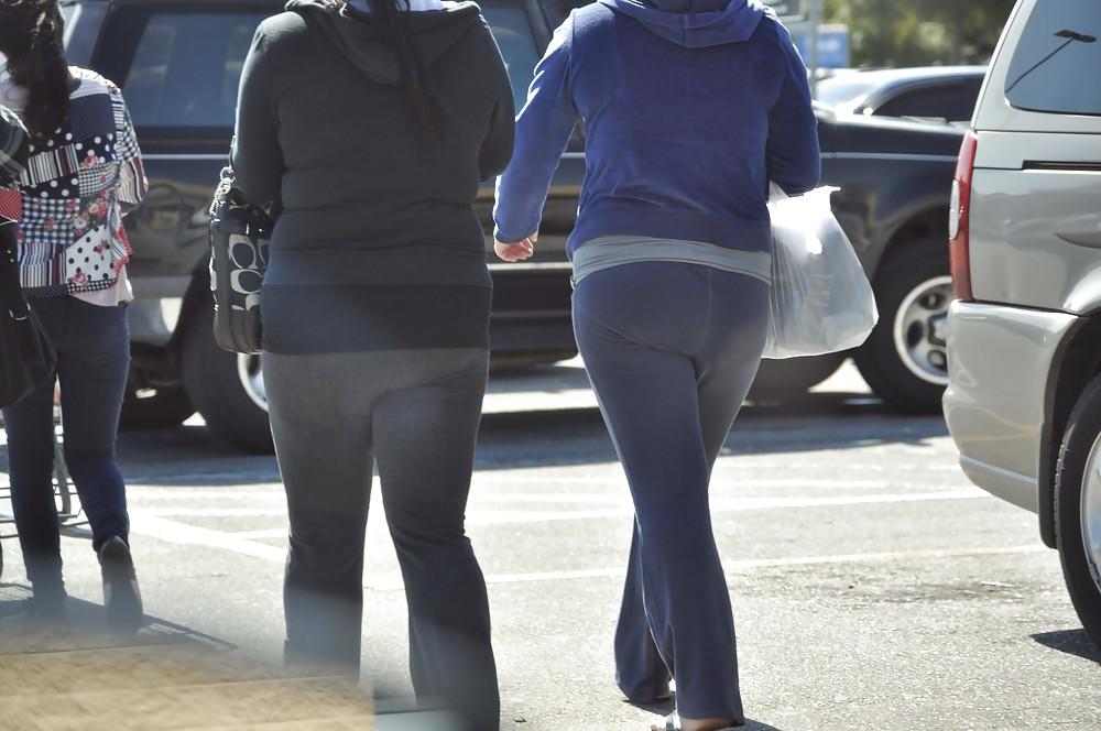 9P Chubby Ass in Yoga Pants