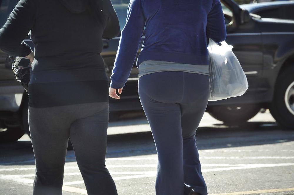 9P Chubby Ass in Yoga Pants